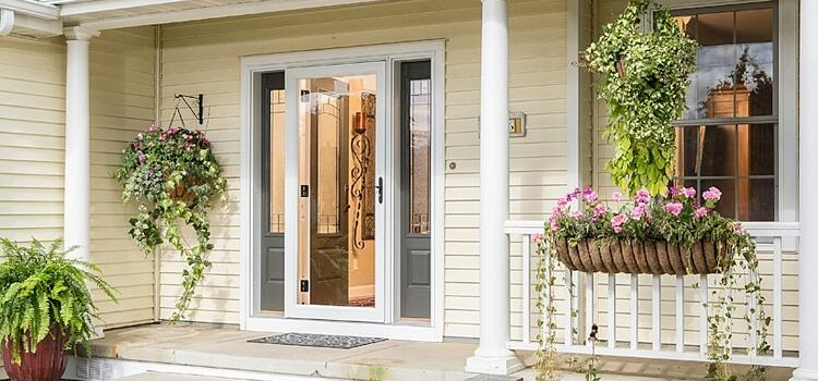 screen door installation in Golden Hills
